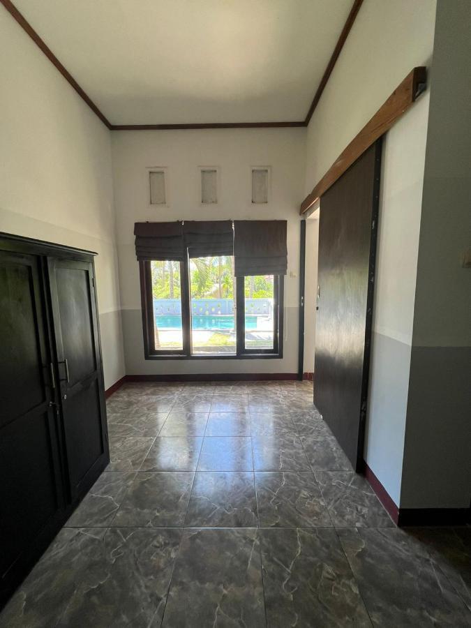 Kuta Circle Homestay Экстерьер фото