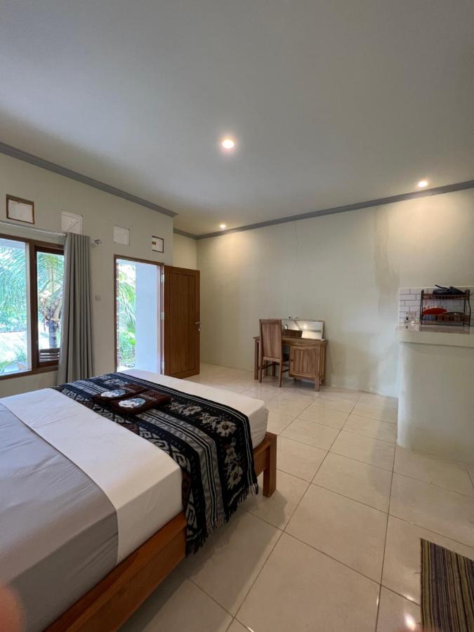 Kuta Circle Homestay Экстерьер фото