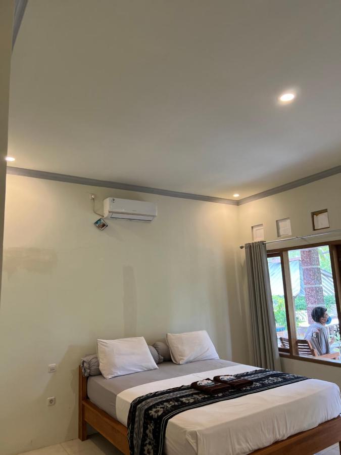 Kuta Circle Homestay Экстерьер фото