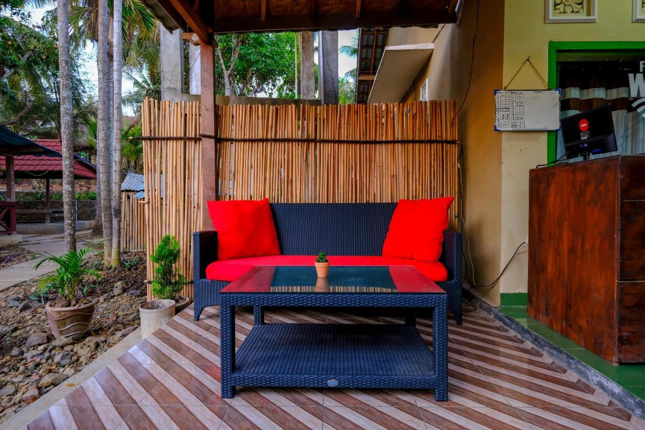 Kuta Circle Homestay Экстерьер фото
